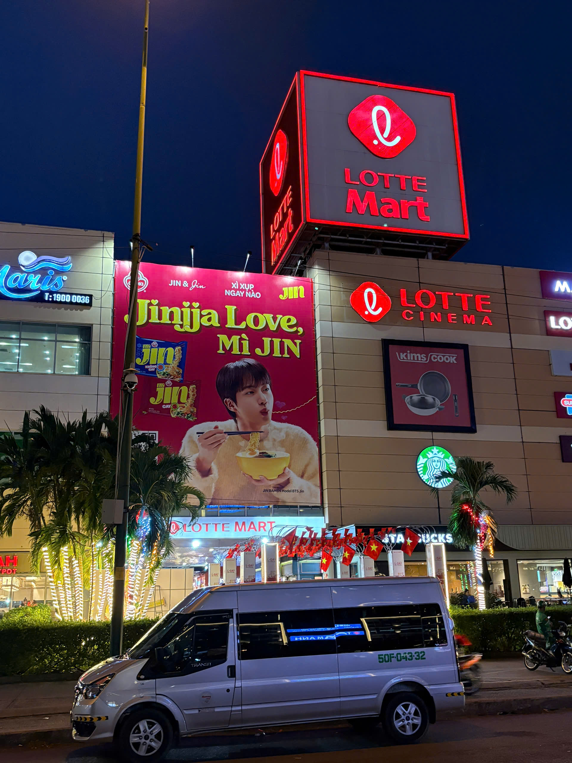 Advertising series at Go/BigC, Aeon, Lotte, Vincom shopping malls