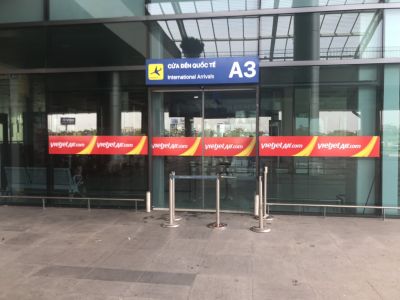 GÓI DÁN DECAL QUẢNG CÁO CỬA KÍNH CẢNG HKQT TOÀN QUỐC
